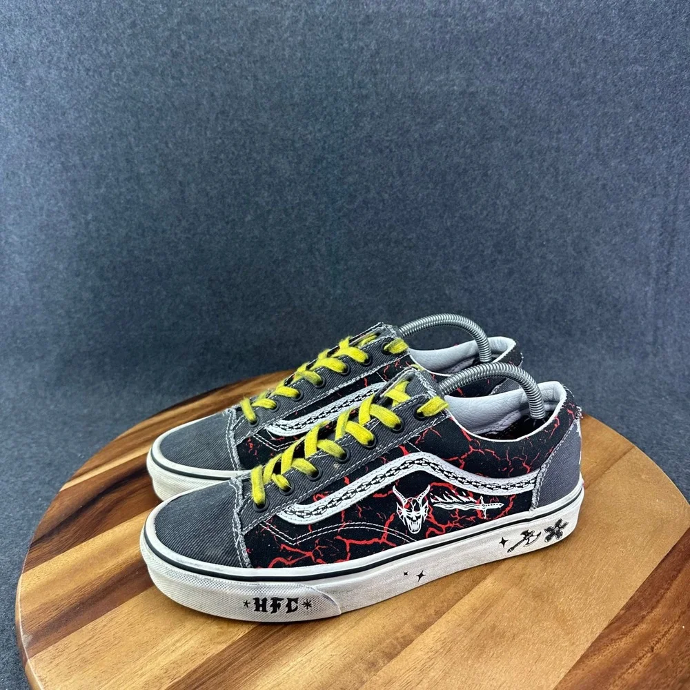 Vans x Stranger Things Old Skool Hellfire Club Sneakers Mens 9 Black Red 500714